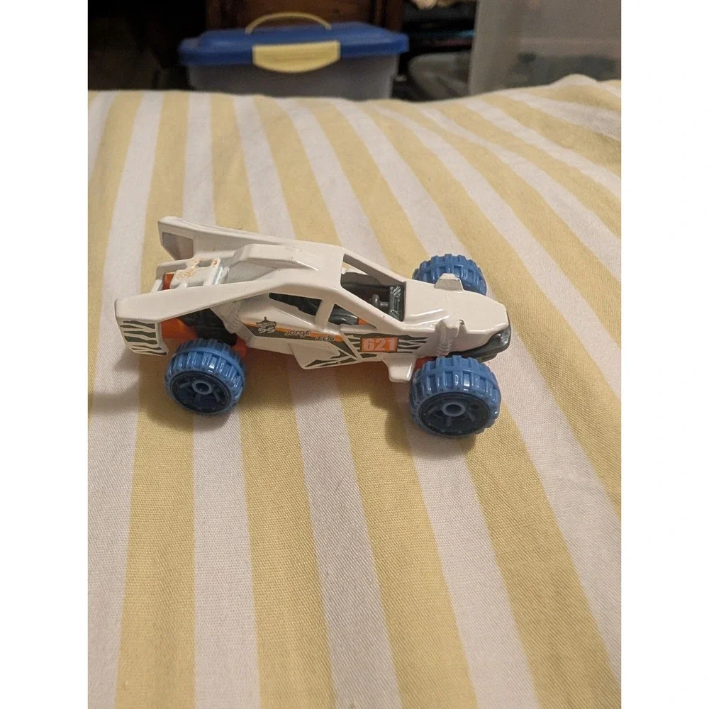 2017 SNOW STORMERS Design TEAM HOT WHEELS CORKSCREW BUGGY☆white/orange☆LOOSE